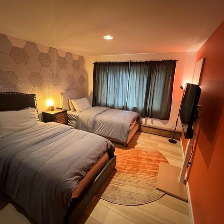 好丘。Hacho House Bed & Breakfast Yellowknife Luaran gambar