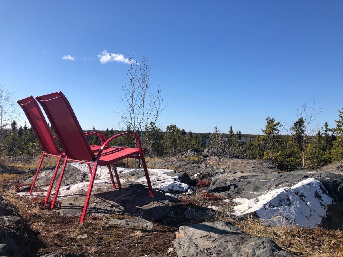 好丘。Hacho House Bed & Breakfast Yellowknife Luaran gambar